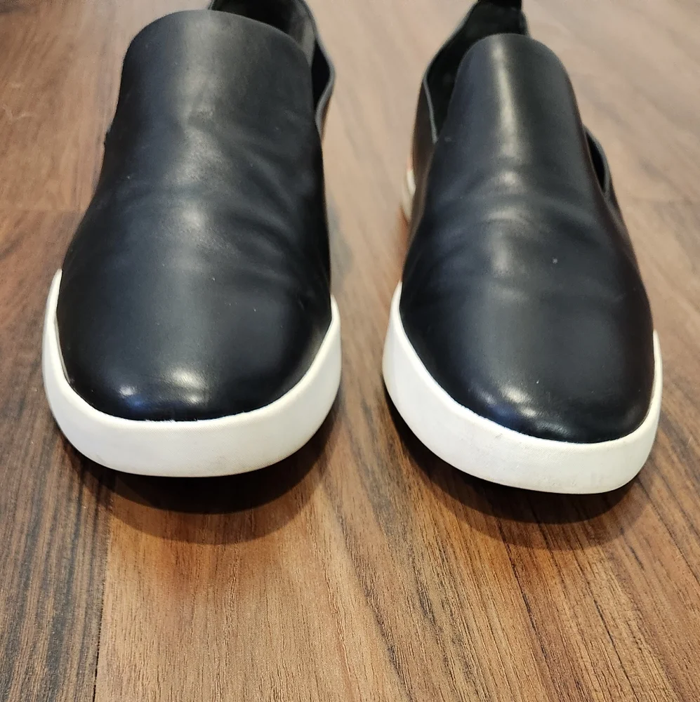 Women's Vince Leather Slip-On Loafer size 7.5 - Picture 7 of 14